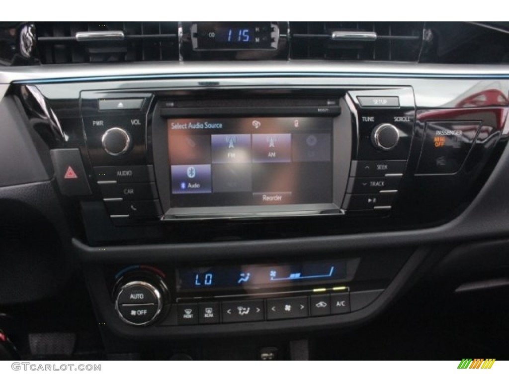 2016 Corolla S Plus - Super White / Black photo #16