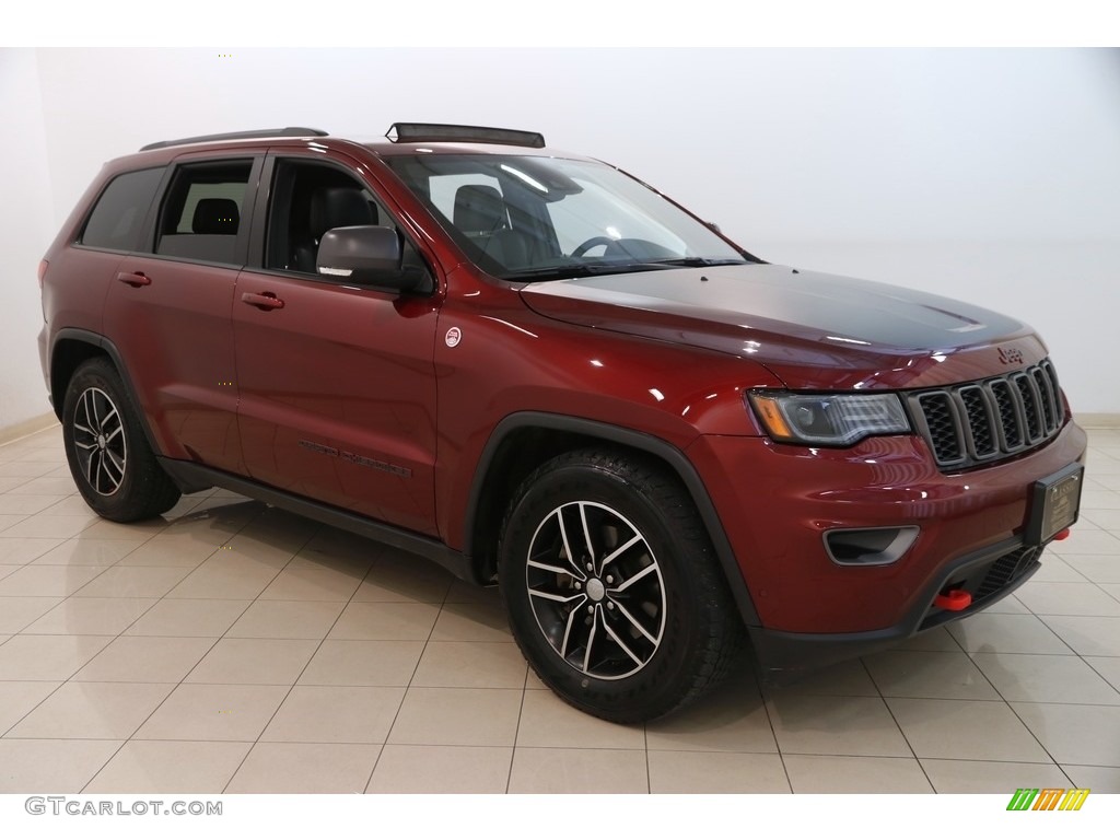 2017 Grand Cherokee Trailhawk 4x4 - Velvet Red Pearl / Black photo #1