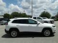 2019 Bright White Jeep Cherokee Latitude  photo #6