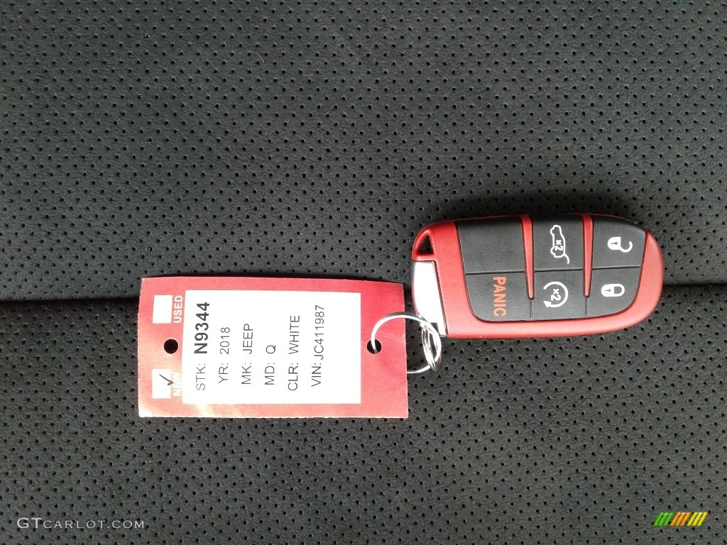 2018 Jeep Grand Cherokee Trackhawk 4x4 Keys Photo #127397540