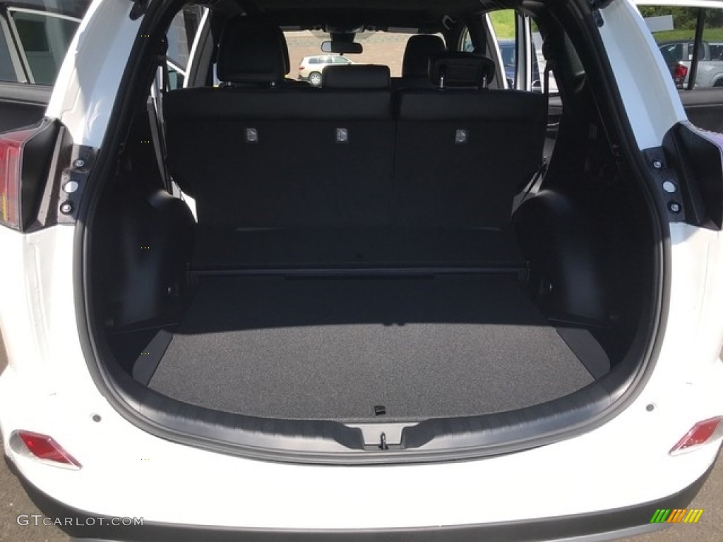 2018 Toyota RAV4 SE AWD Hybrid Trunk Photos