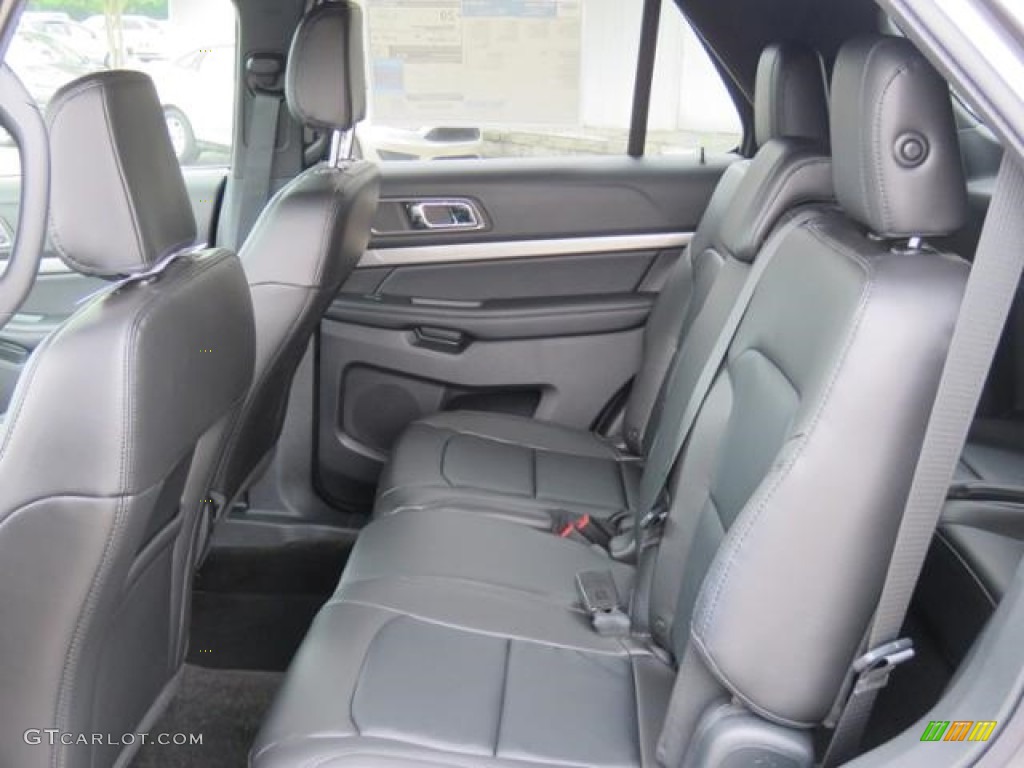2018 Explorer XLT - Magnetic Metallic / Ebony Black photo #5