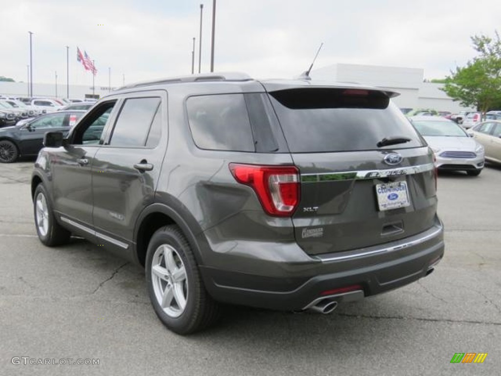 2018 Explorer XLT - Magnetic Metallic / Ebony Black photo #26