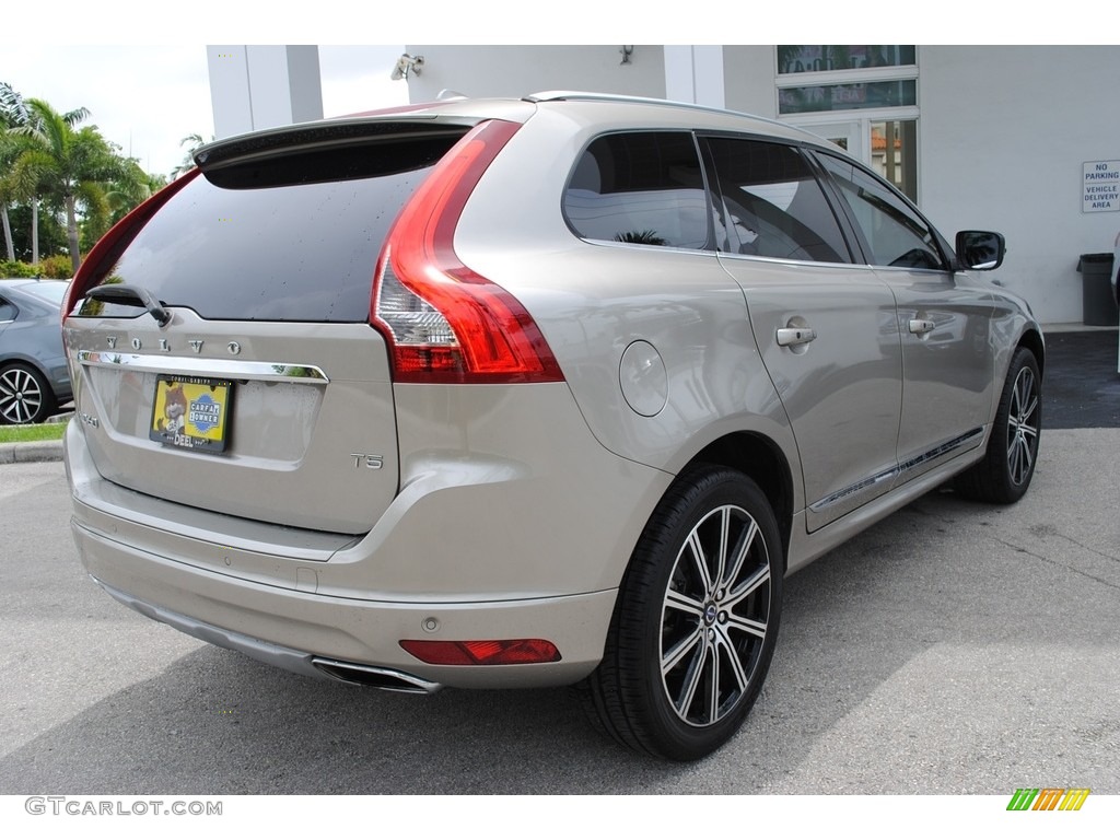 2016 XC60 T5 Drive-E - Seashell Metallic / Hazel Brown/Off-Black photo #10