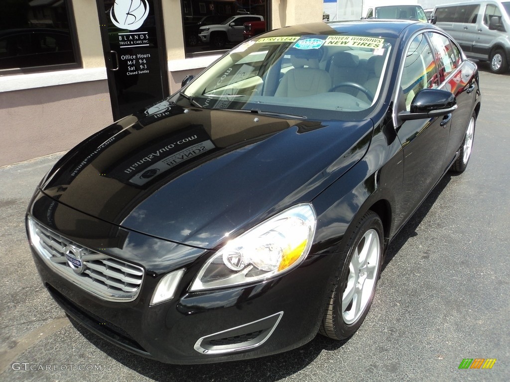 2012 S60 T5 - Black / Soft Beige/Off Black photo #2