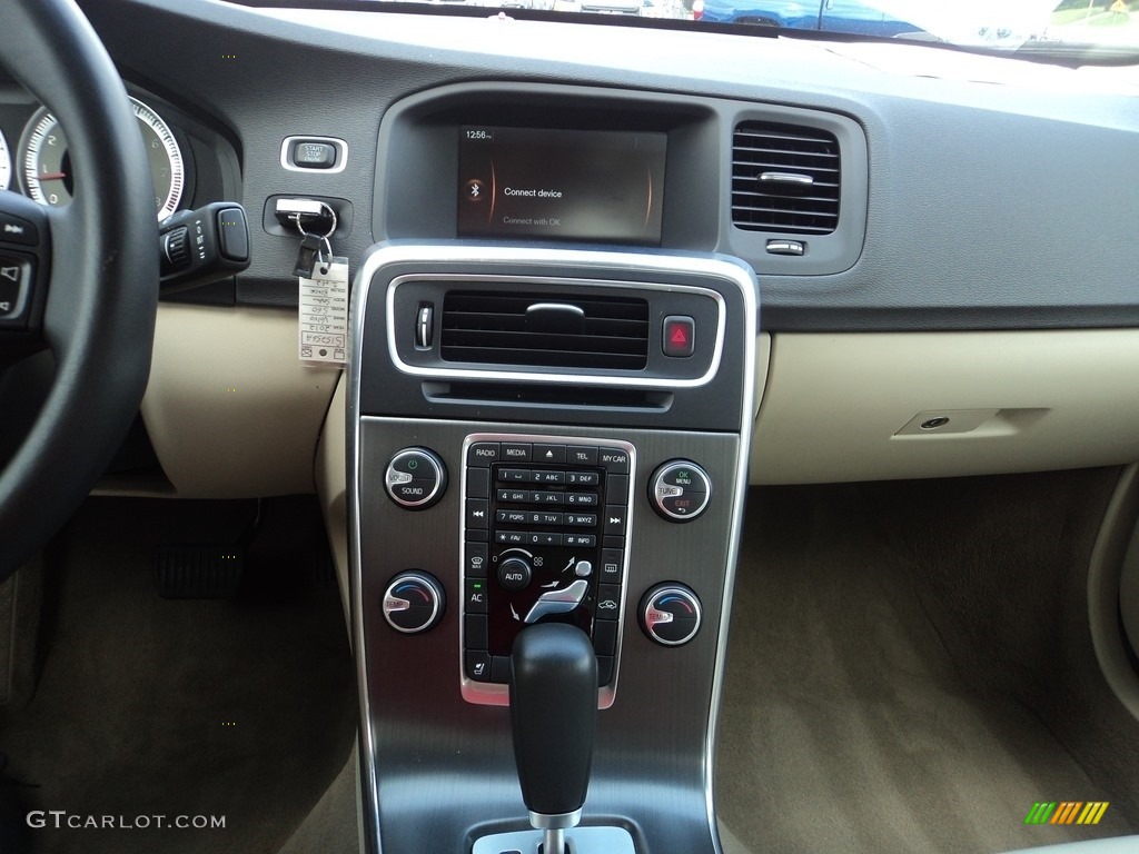 2012 S60 T5 - Black / Soft Beige/Off Black photo #18
