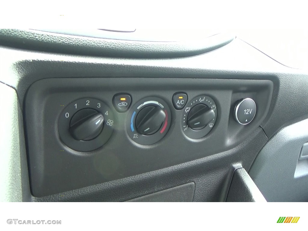 2018 Ford Transit Passenger Wagon XL 150 LR Regular Controls Photos