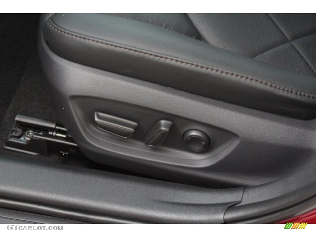 2018 Camry XLE - Ruby Flare Pearl / Black photo #15