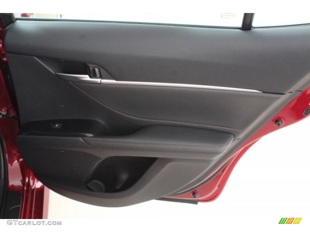 2018 Camry XLE - Ruby Flare Pearl / Black photo #29
