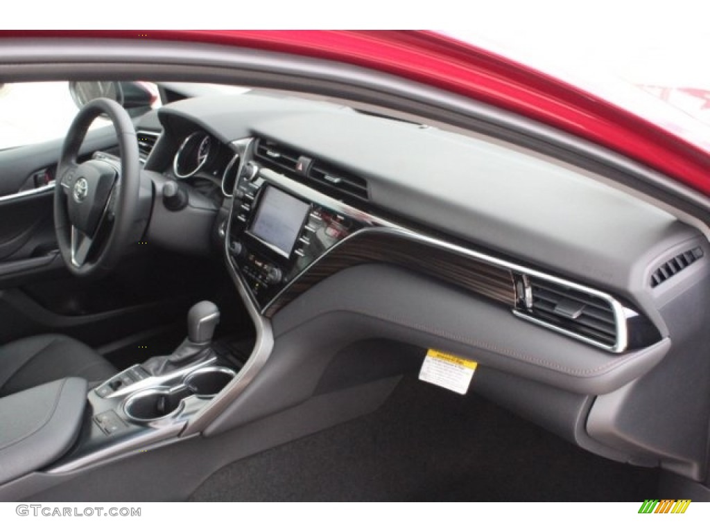 2018 Camry XLE - Ruby Flare Pearl / Black photo #32