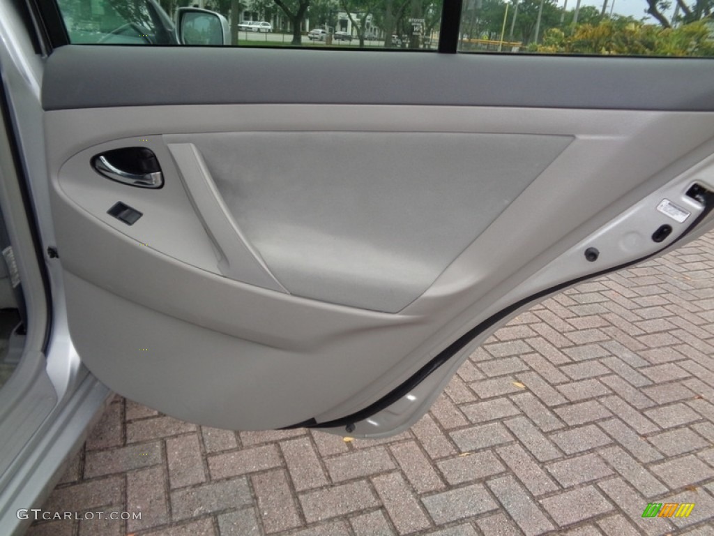 2007 Camry LE - Titanium Metallic / Ash photo #22