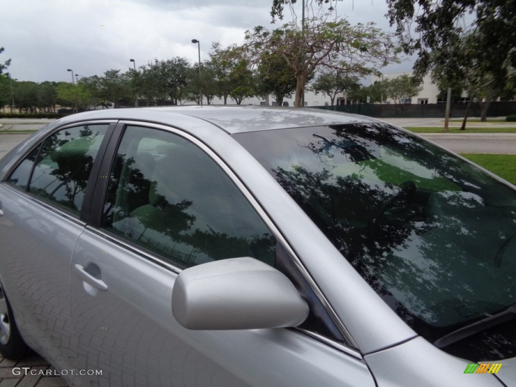 2007 Camry LE - Titanium Metallic / Ash photo #29