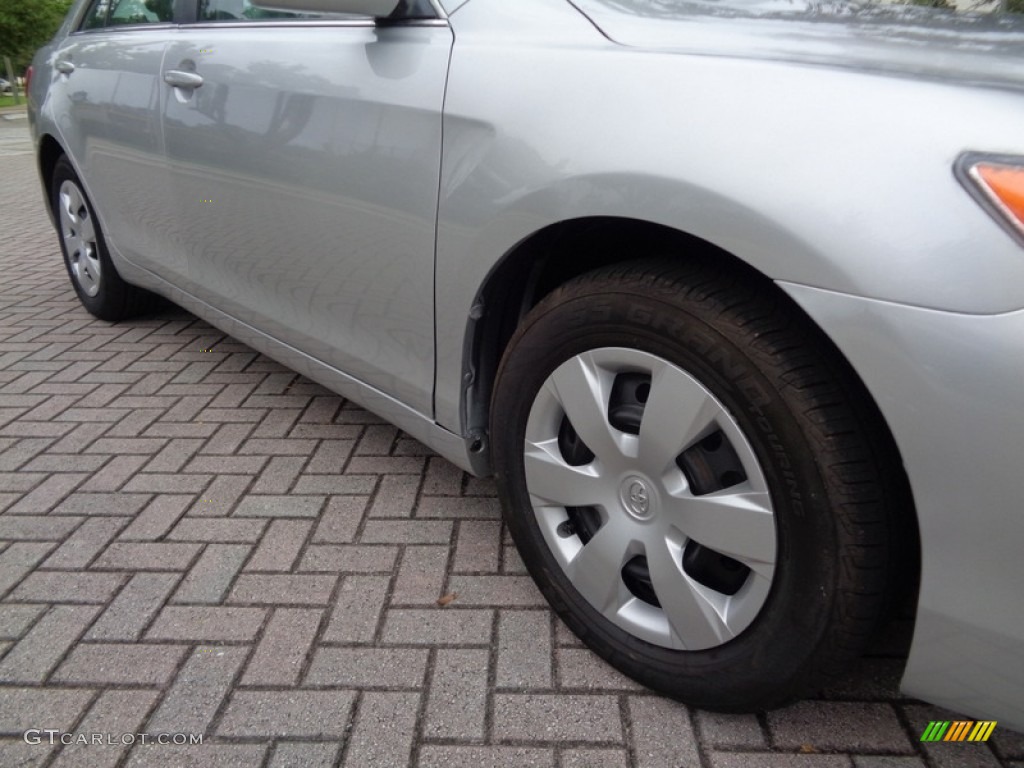 2007 Camry LE - Titanium Metallic / Ash photo #33