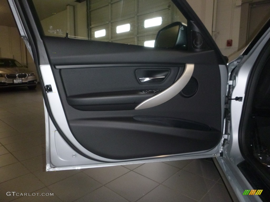 2018 3 Series 320i xDrive Sedan - Glacier Silver Metallic / Black photo #9