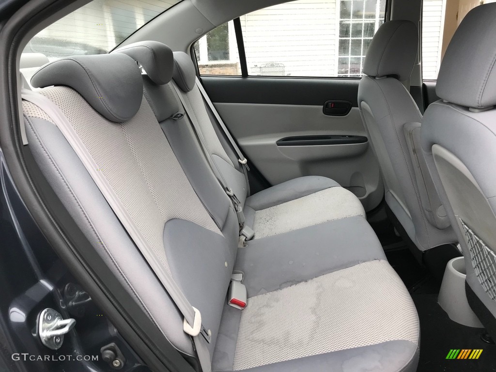 2010 Accent GLS 4 Door - Charcoal Gray / Gray photo #18
