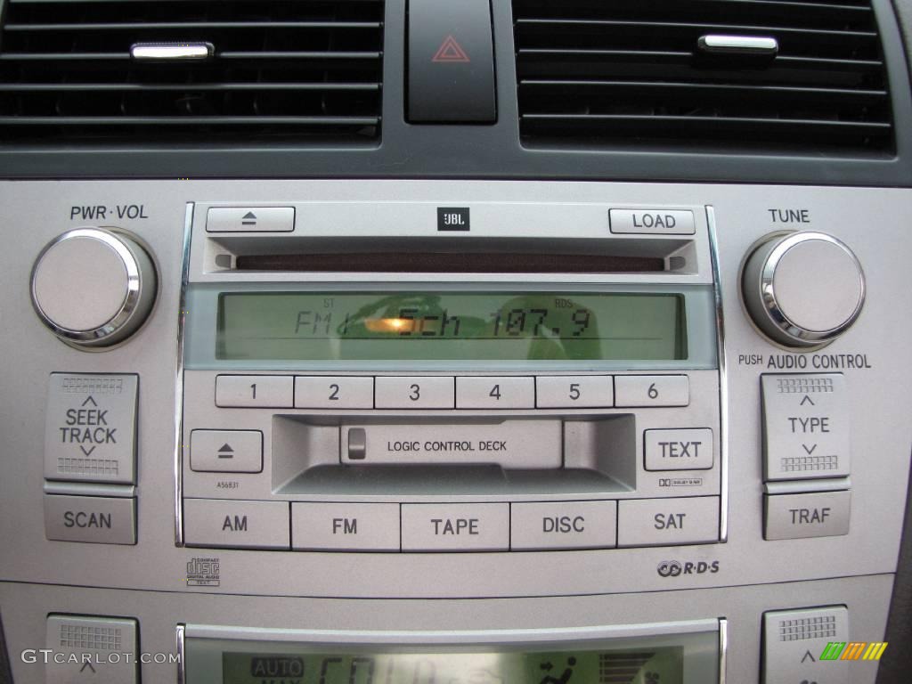 2005 Solara SLE V6 Convertible - Arctic Frost Pearl White / Ivory photo #25