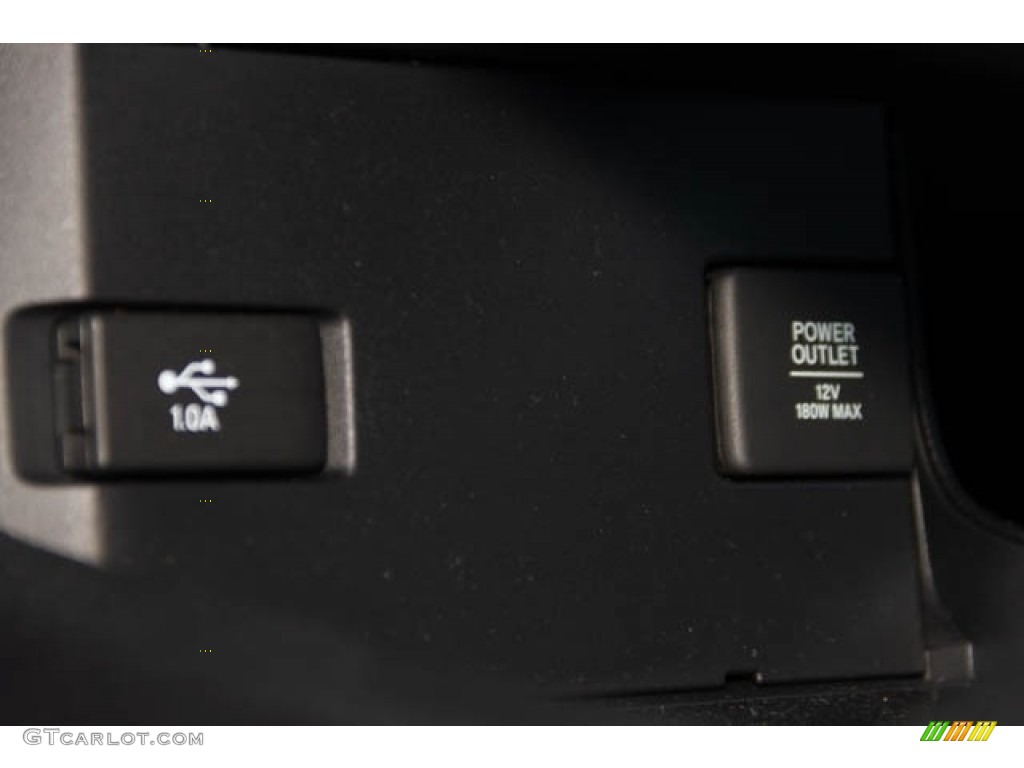 2016 Civic LX-P Coupe - Lunar Silver Metallic / Black/Gray photo #18
