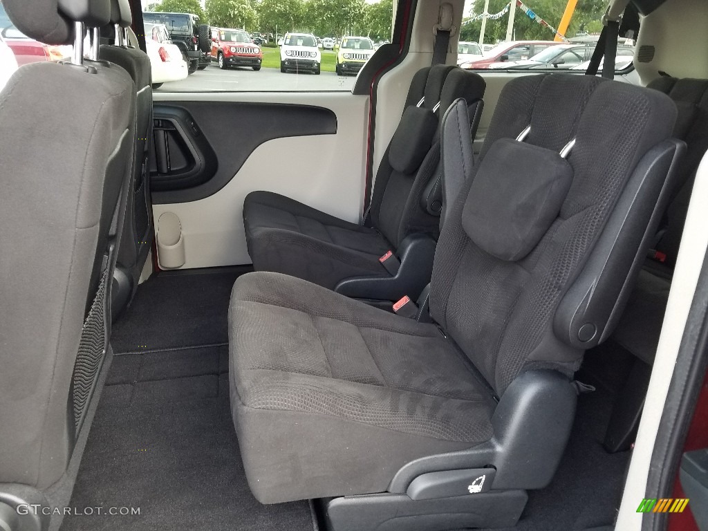 2014 Grand Caravan SE 30th Anniversary Edition - Deep Cherry Red Crystal Pearl / Black/Light Graystone photo #10