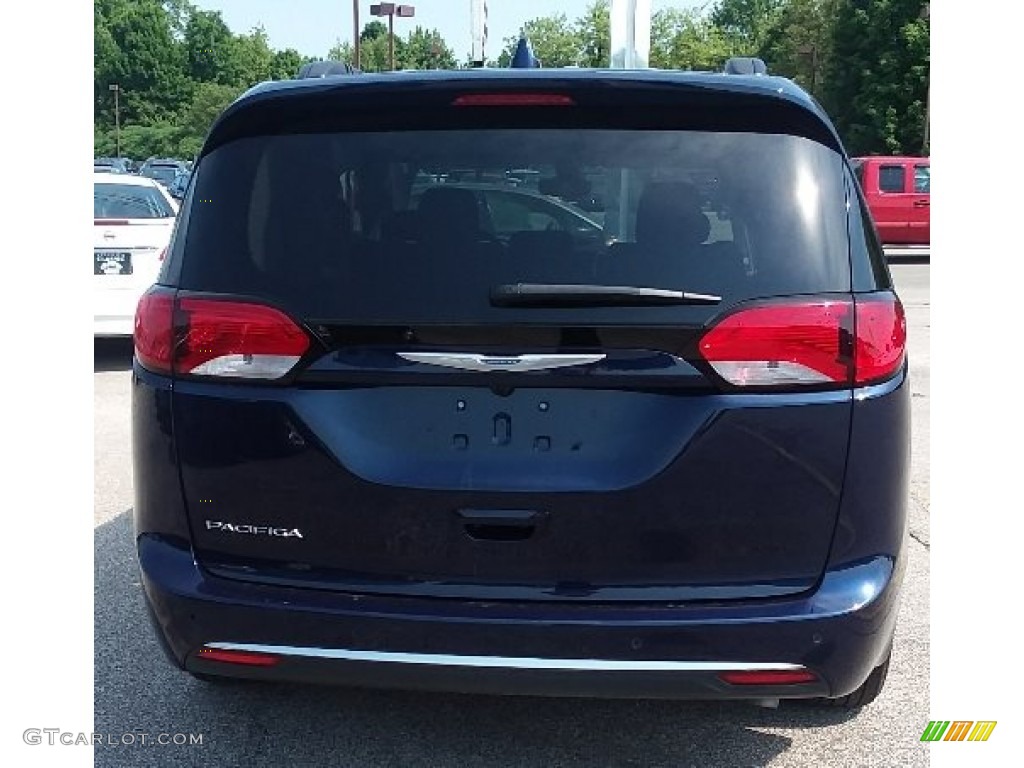 2017 Pacifica Touring L - Jazz Blue Pearl / Black/Alloy photo #4