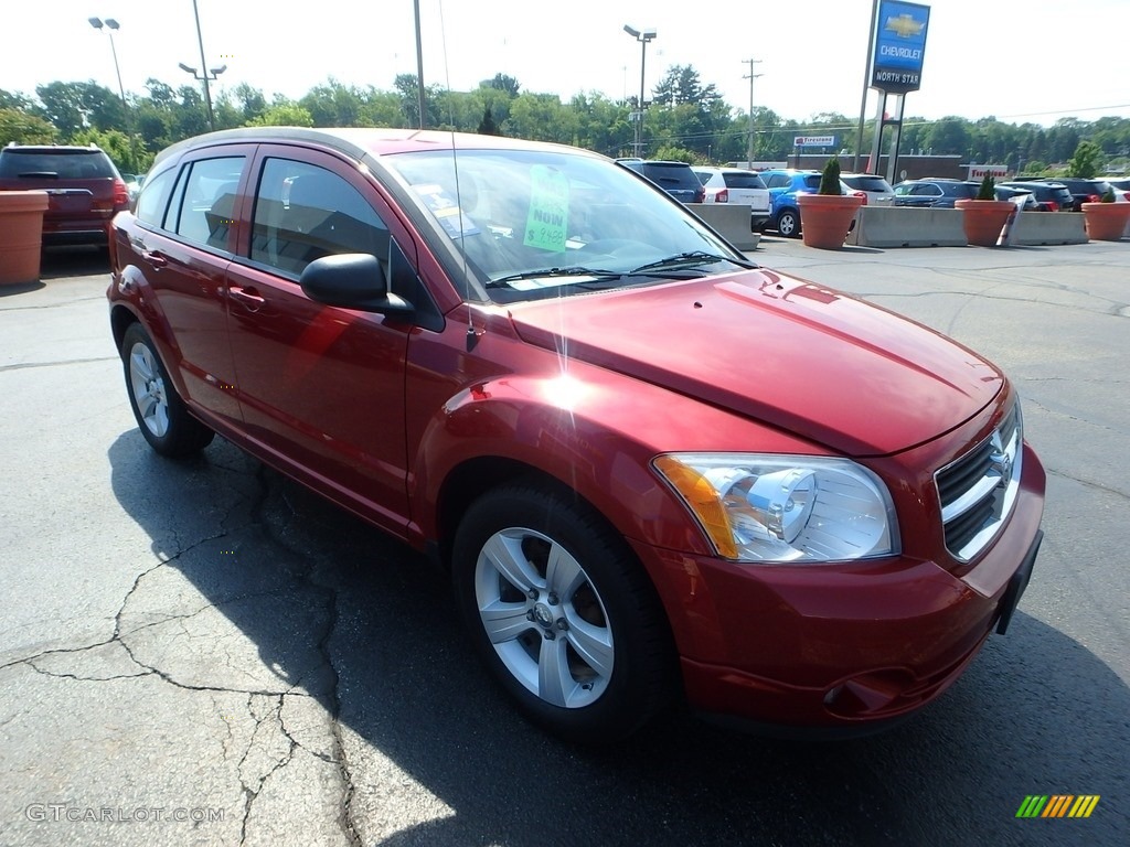 2011 Caliber Mainstreet - Inferno Red Crystal Pearl / Dark Slate Gray photo #11
