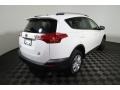 Super White - RAV4 LE Photo No. 13