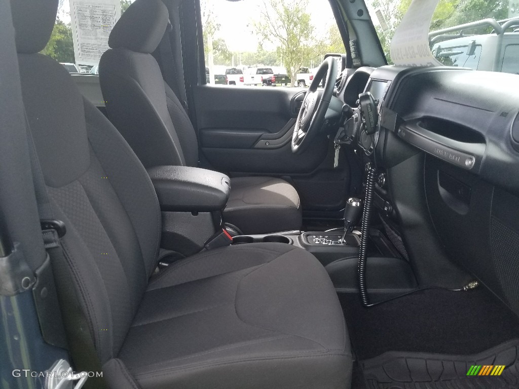 2017 Wrangler Sport 4x4 - Rhino / Black photo #12