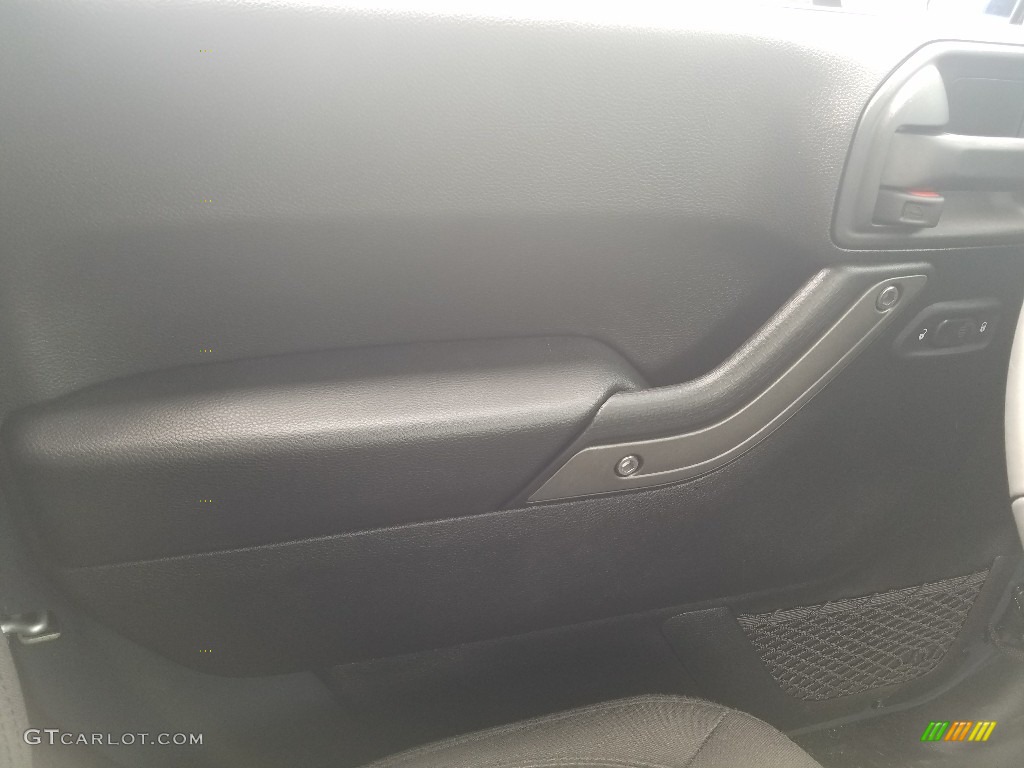 2017 Wrangler Sport 4x4 - Rhino / Black photo #17