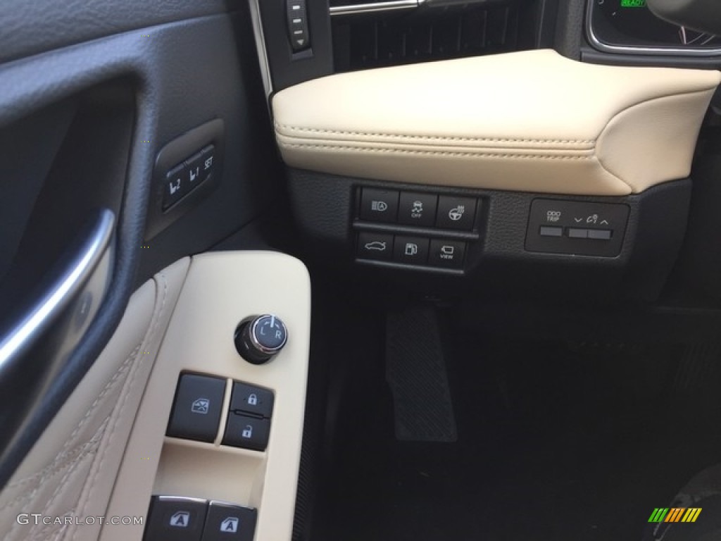 2019 Toyota Avalon Hybrid Limited Controls Photo #127431212