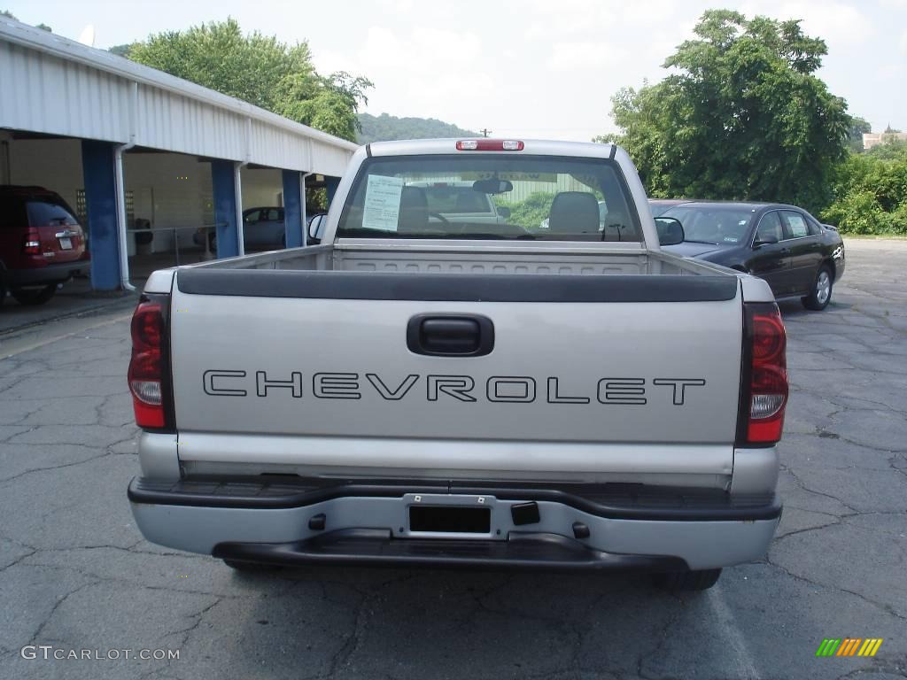 2005 Silverado 1500 Regular Cab - Silver Birch Metallic / Dark Charcoal photo #3