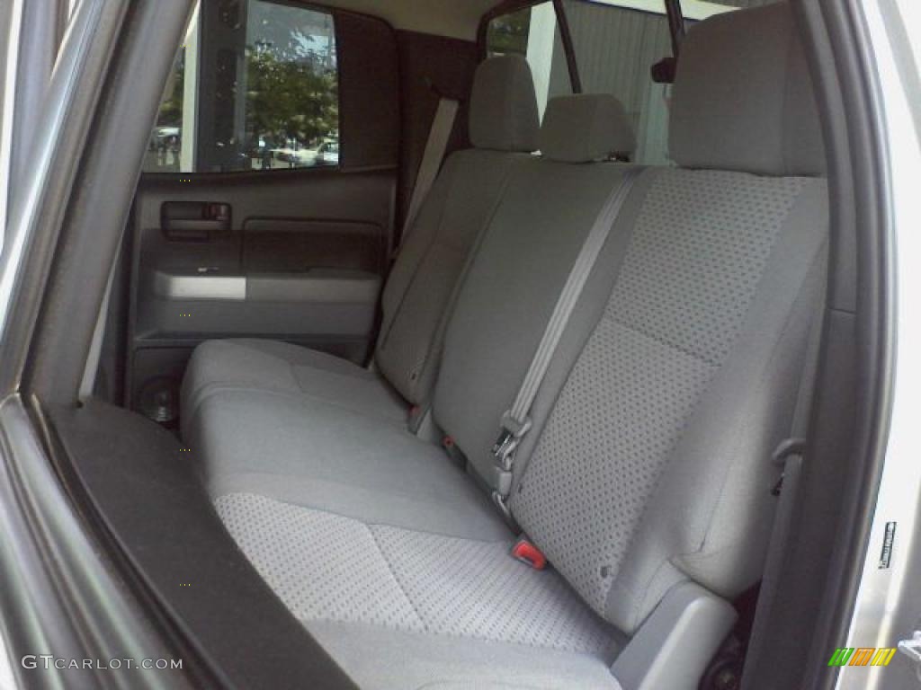 2007 Tundra SR5 Double Cab 4x4 - Silver Sky Metallic / Graphite Gray photo #16