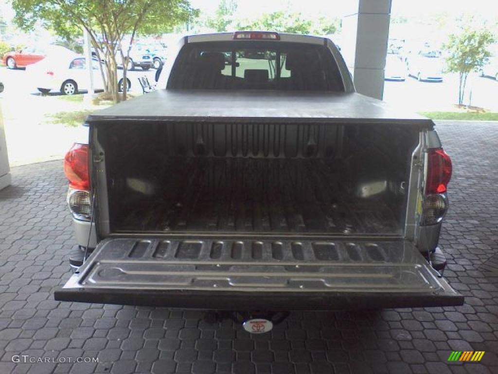 2007 Tundra SR5 Double Cab 4x4 - Silver Sky Metallic / Graphite Gray photo #18