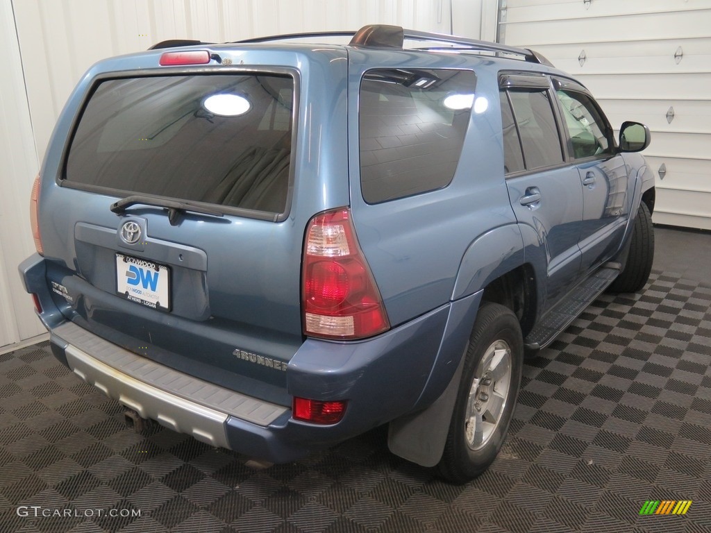 2003 4Runner SR5 4x4 - Pacific Blue Metallic / Stone photo #10