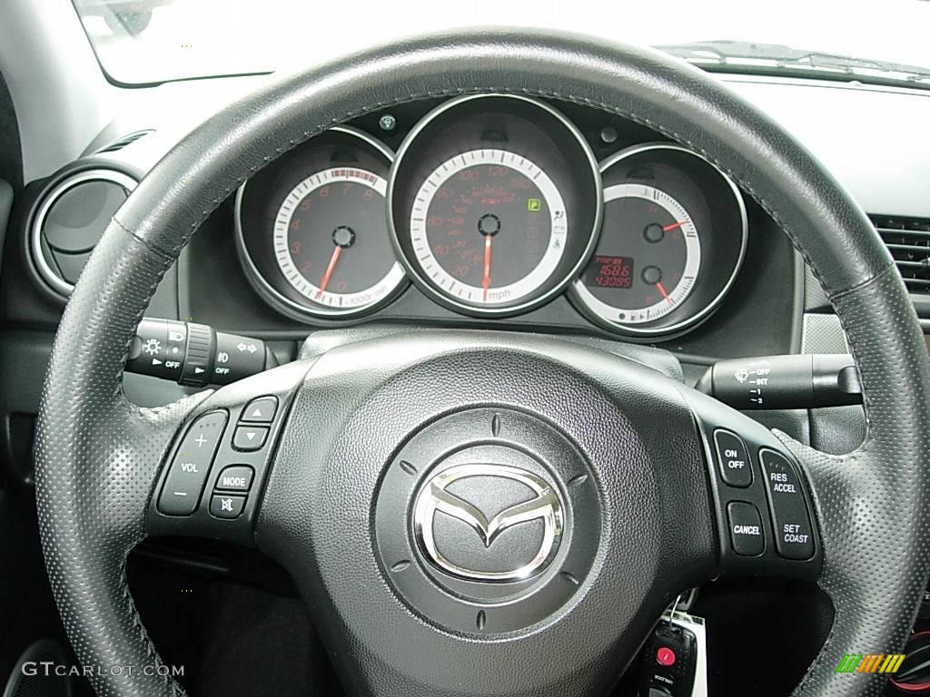 2005 MAZDA3 s Sedan - Titanium Gray Metallic / Black photo #28