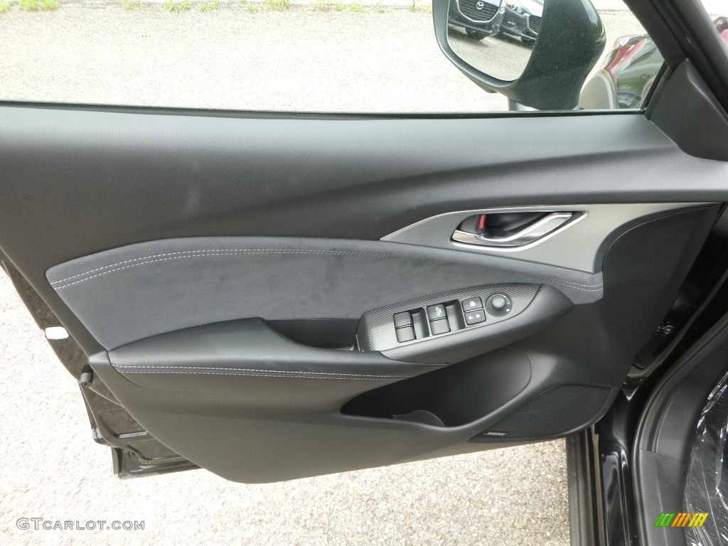 2019 Mazda CX-3 Grand Touring AWD Door Panel Photos