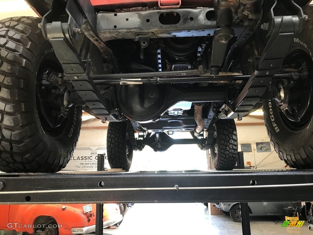 1980 Toyota Land Cruiser FJ40 Undercarriage Photo #127443365