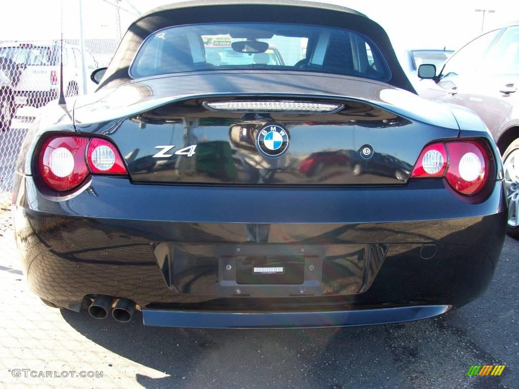 2003 Z4 3.0i Roadster - Jet Black / Black photo #2