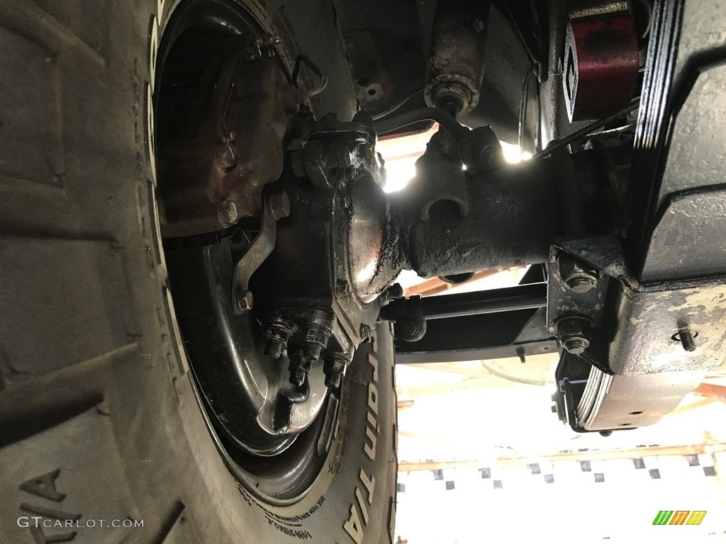 1980 Toyota Land Cruiser FJ40 Undercarriage Photo #127443563