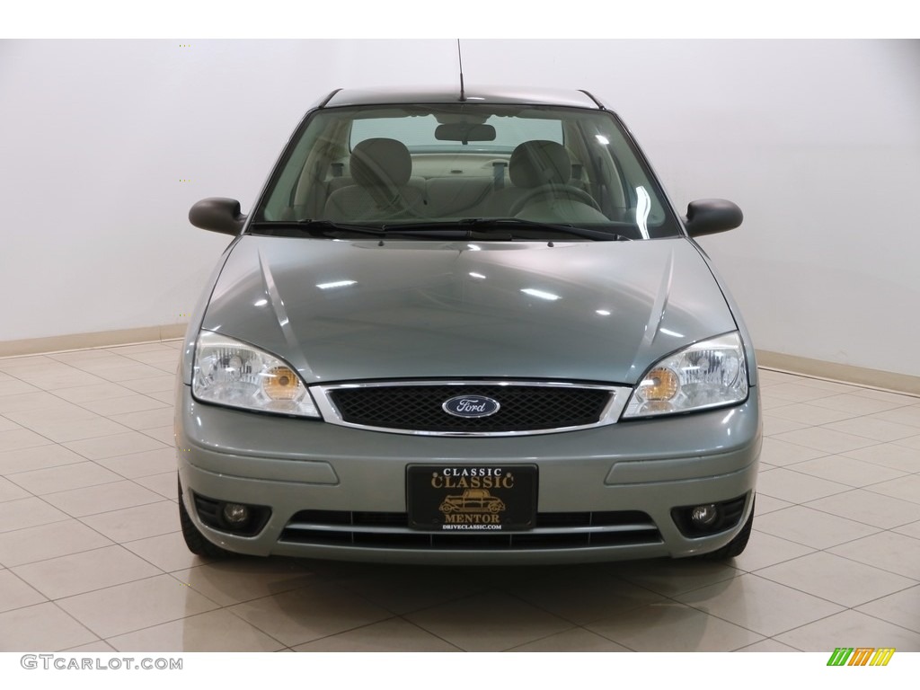 2006 Focus ZX4 S Sedan - Light Tundra Metallic / Dark Pebble/Light Pebble photo #2