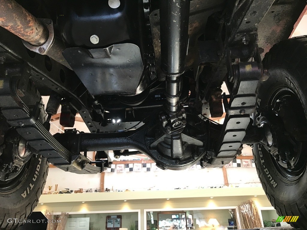 1980 Toyota Land Cruiser FJ40 Undercarriage Photo #127443776