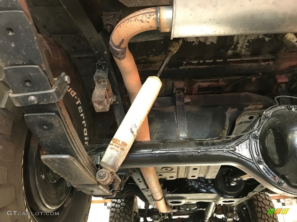 1980 Toyota Land Cruiser FJ40 Undercarriage Photo #127444484