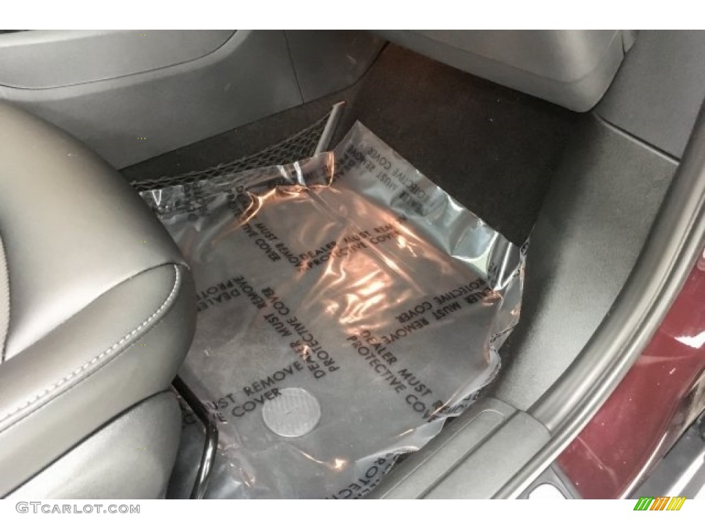 2018 Clubman Cooper - Pure Burgundy Metallic / Carbon Black photo #25