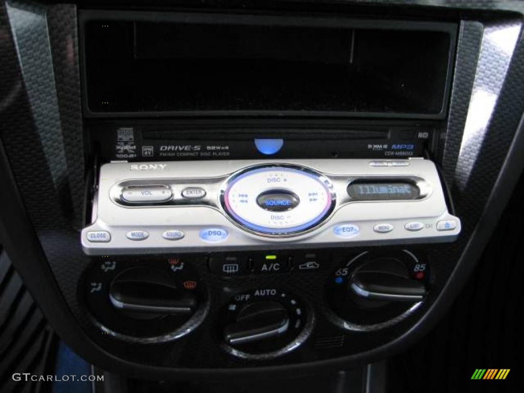 2004 Impreza WRX STi - Platinum Silver Metallic / Blue Ecsaine/Black photo #12