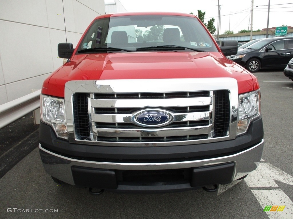 2011 F150 XLT Regular Cab 4x4 - Race Red / Steel Gray photo #10