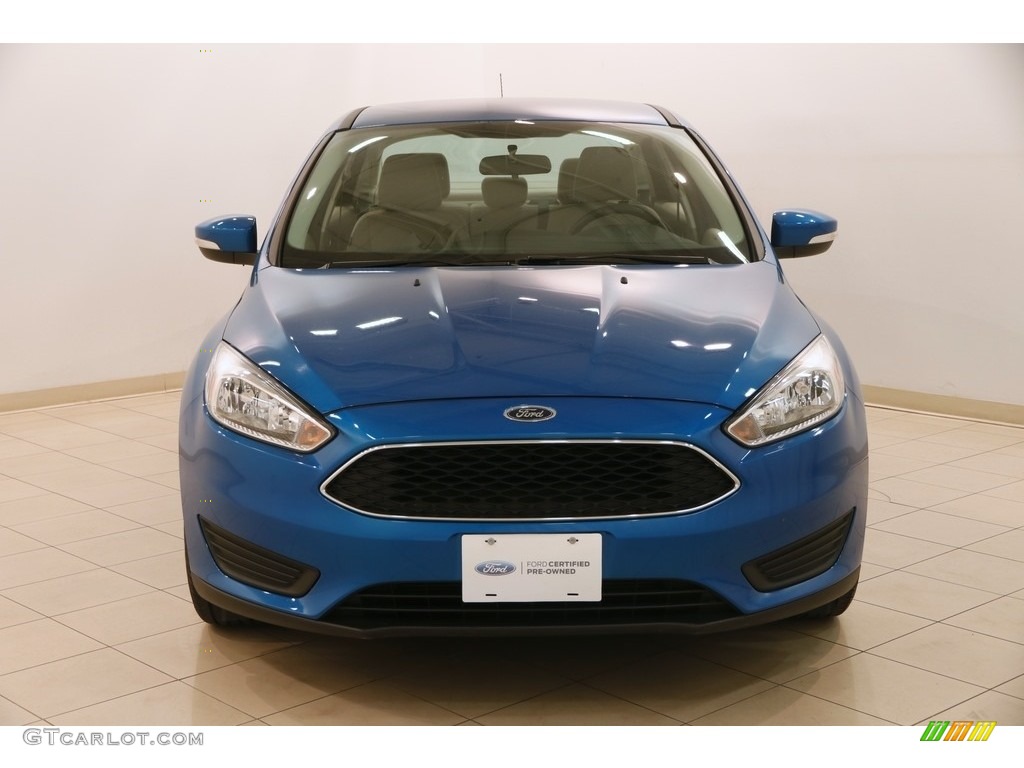 2015 Focus SE Sedan - Blue Candy Metallic / Medium Light Stone photo #2