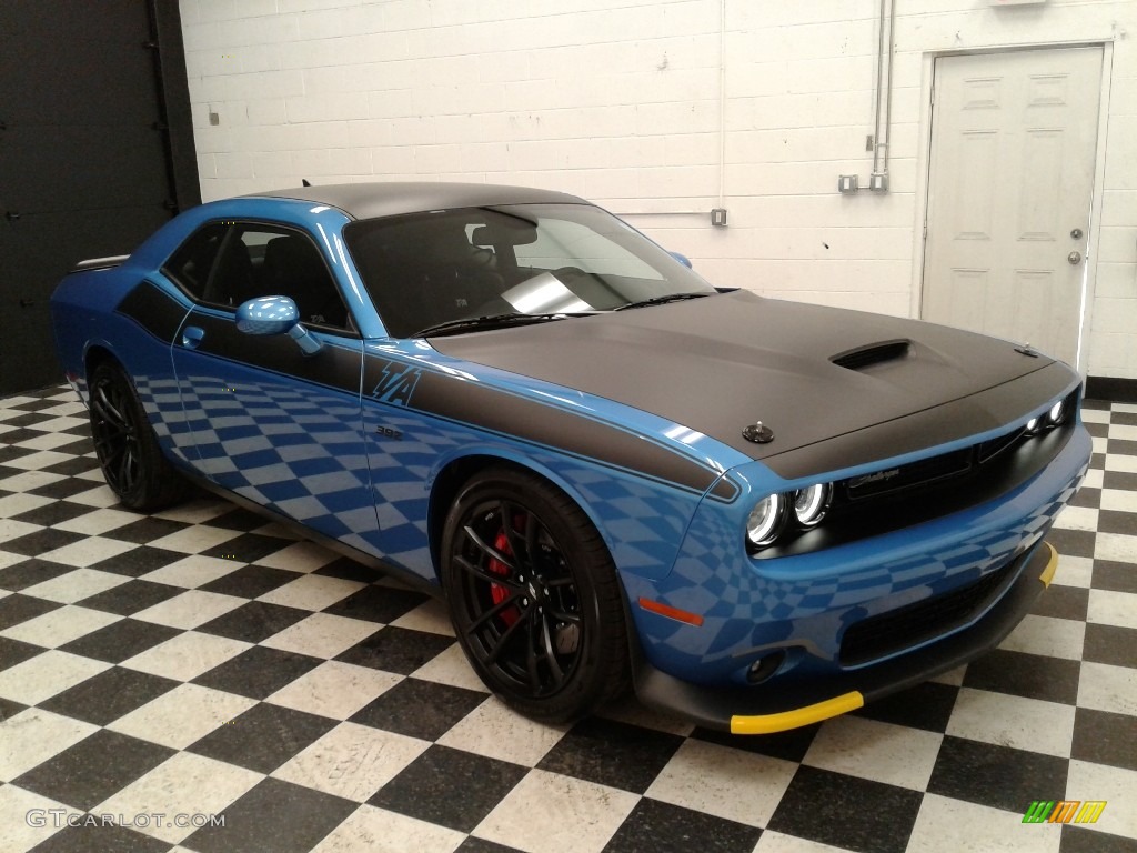 B5 Blue Pearl 2018 Dodge Challenger T/A 392 Exterior Photo #127459112
