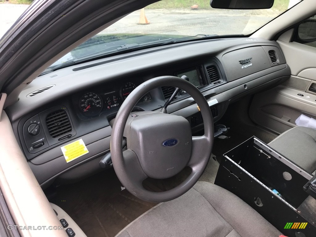 2006 Crown Victoria Police Interceptor - Dark Blue Pearl Metallic / Charcoal Black photo #12