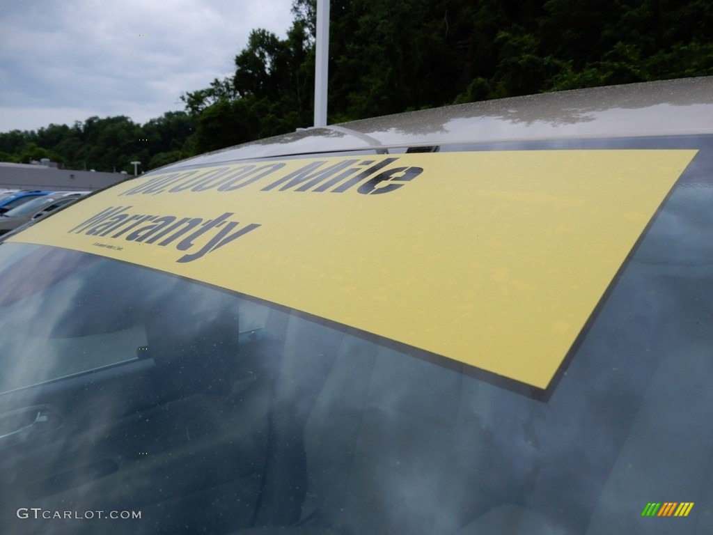2014 Grand Cherokee Laredo 4x4 - Cashmere Pearl / New Zealand Black/Light Frost photo #11