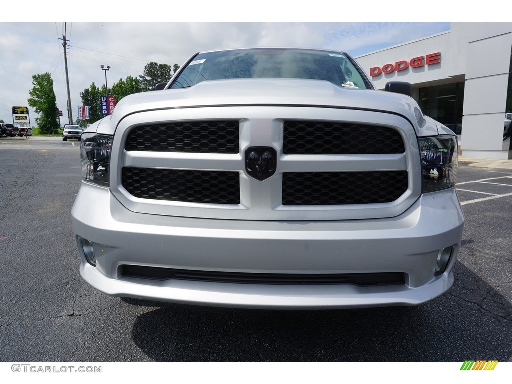 2018 1500 Express Crew Cab - Bright Silver Metallic / Black/Diesel Gray photo #2