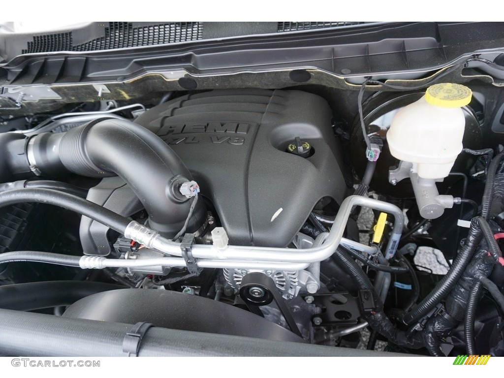 2018 1500 Express Crew Cab - Bright Silver Metallic / Black/Diesel Gray photo #10