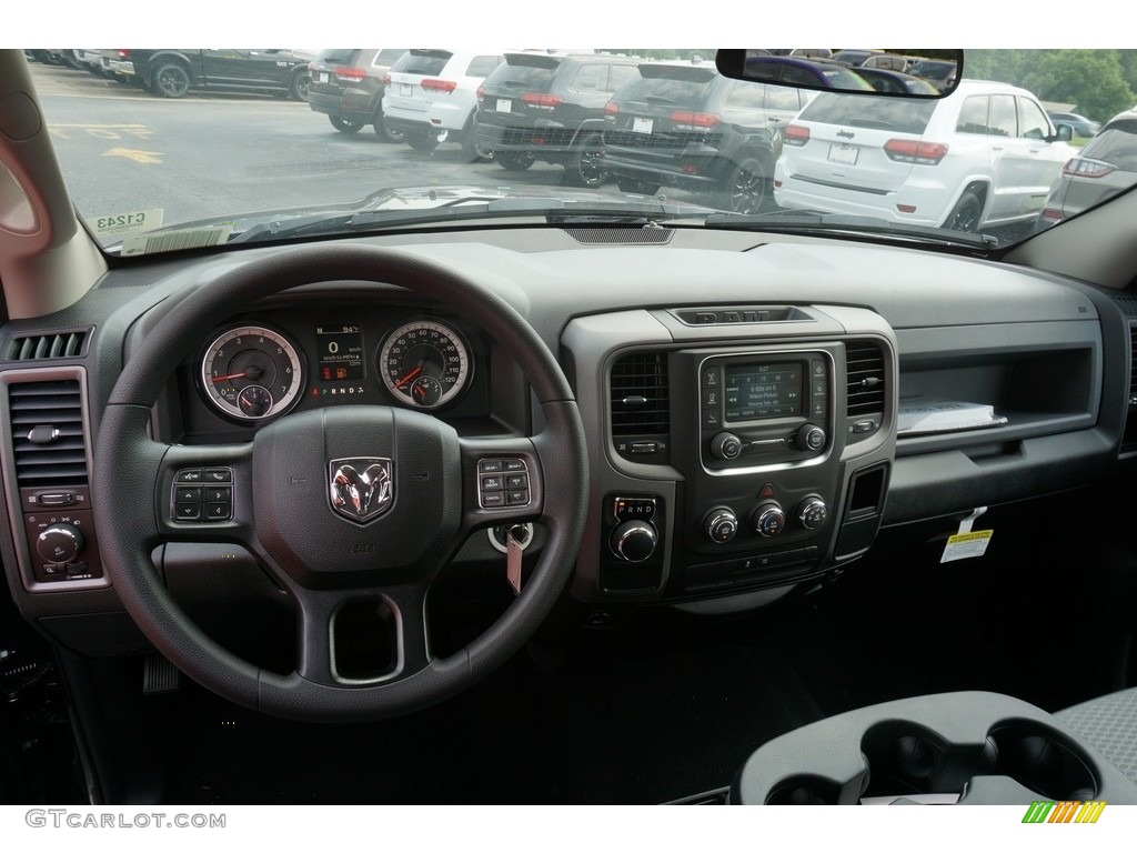 2018 1500 Express Crew Cab - Granite Crystal Metallic / Black/Diesel Gray photo #5